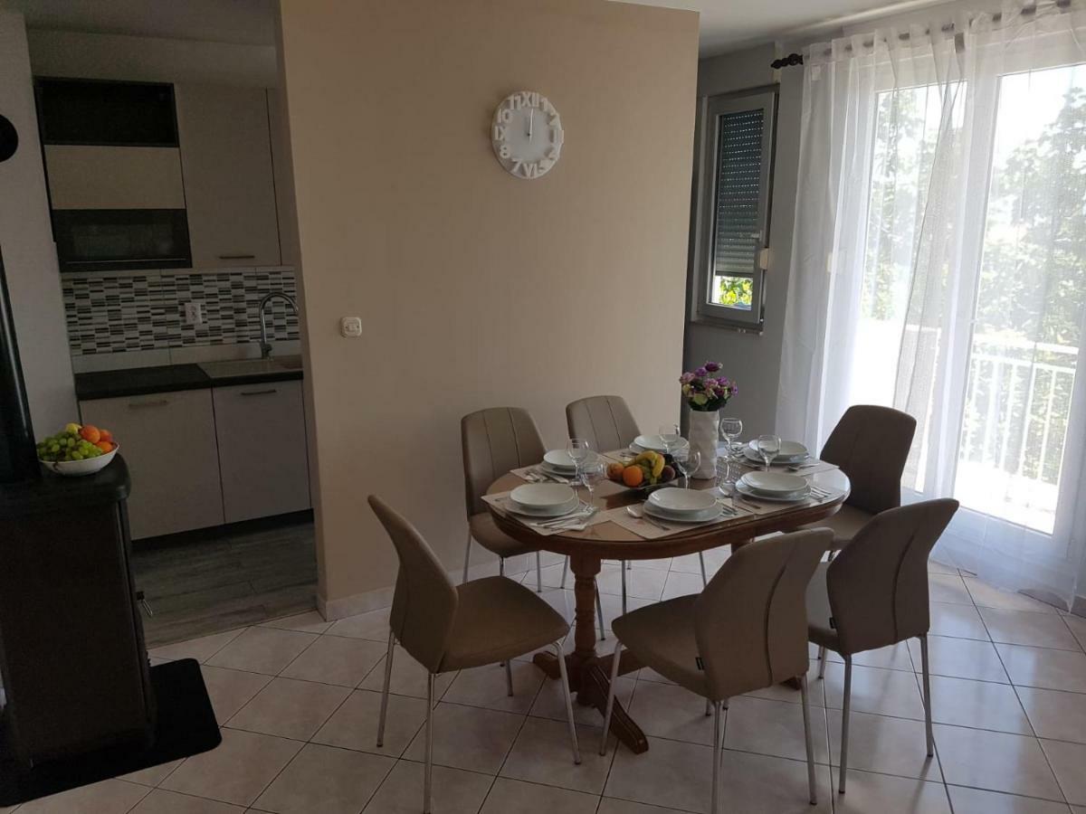 Apartments Sea View Split Bagian luar foto