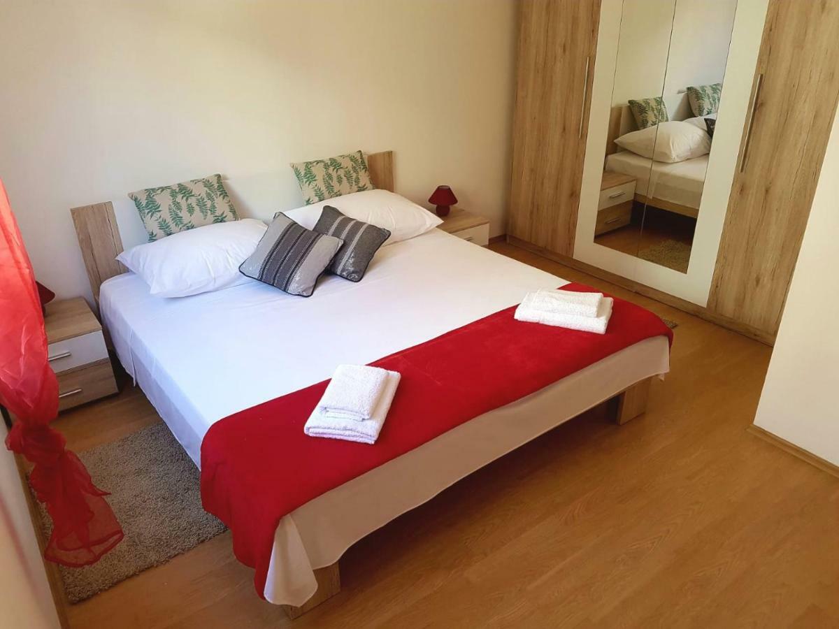 Apartments Sea View Split Bagian luar foto